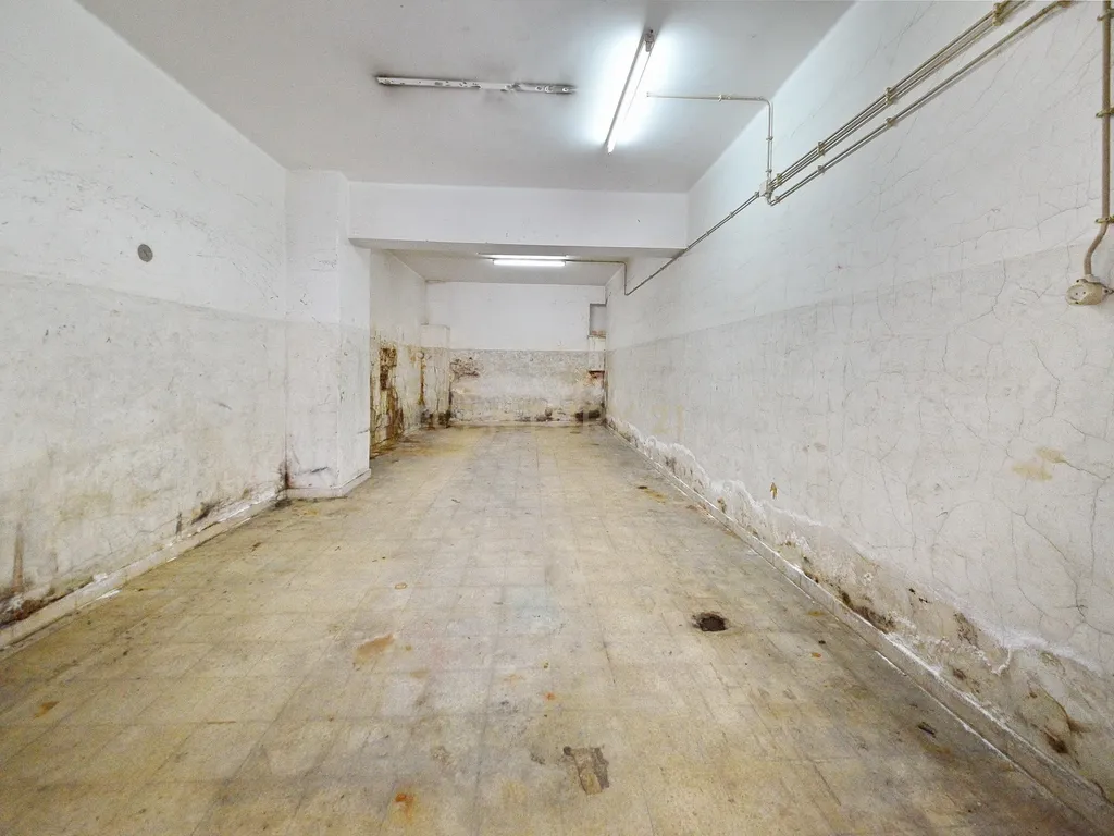 Espaço Comercial na Av. Defensores de Chaves, em Lisboa - Image 16