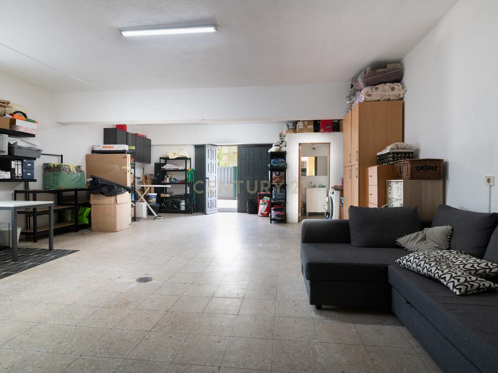 Moradia T4 com piscina e garagem junto às Colinas do Cruzeiro - Image 33