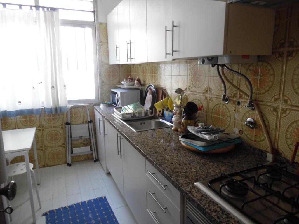 Apartamento T1 em Águas Livres, Amadora - Oportunidade Única - Image 6