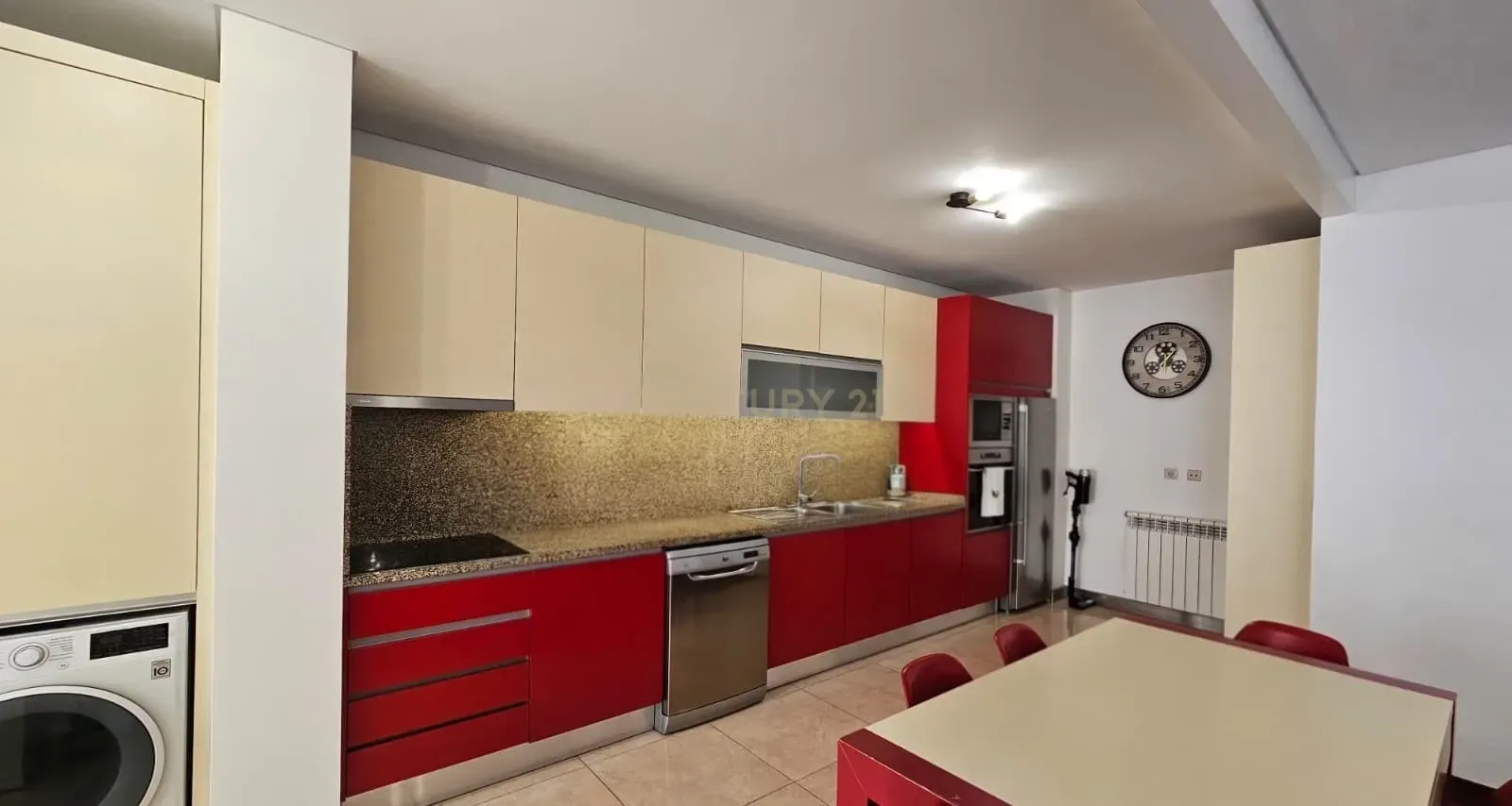 Fotografia 5 de Apartamento T3  no Coração de Penafiel – Conforto e Centralidade