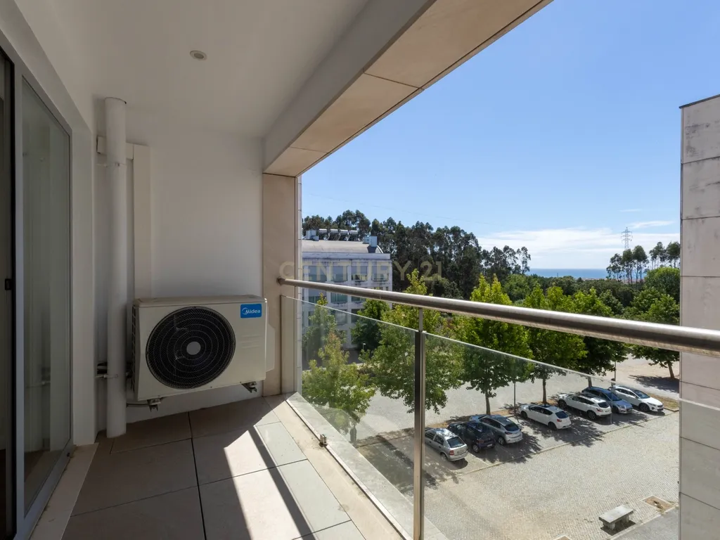 T4 Duplex com vista mar em Espinho - Image 30