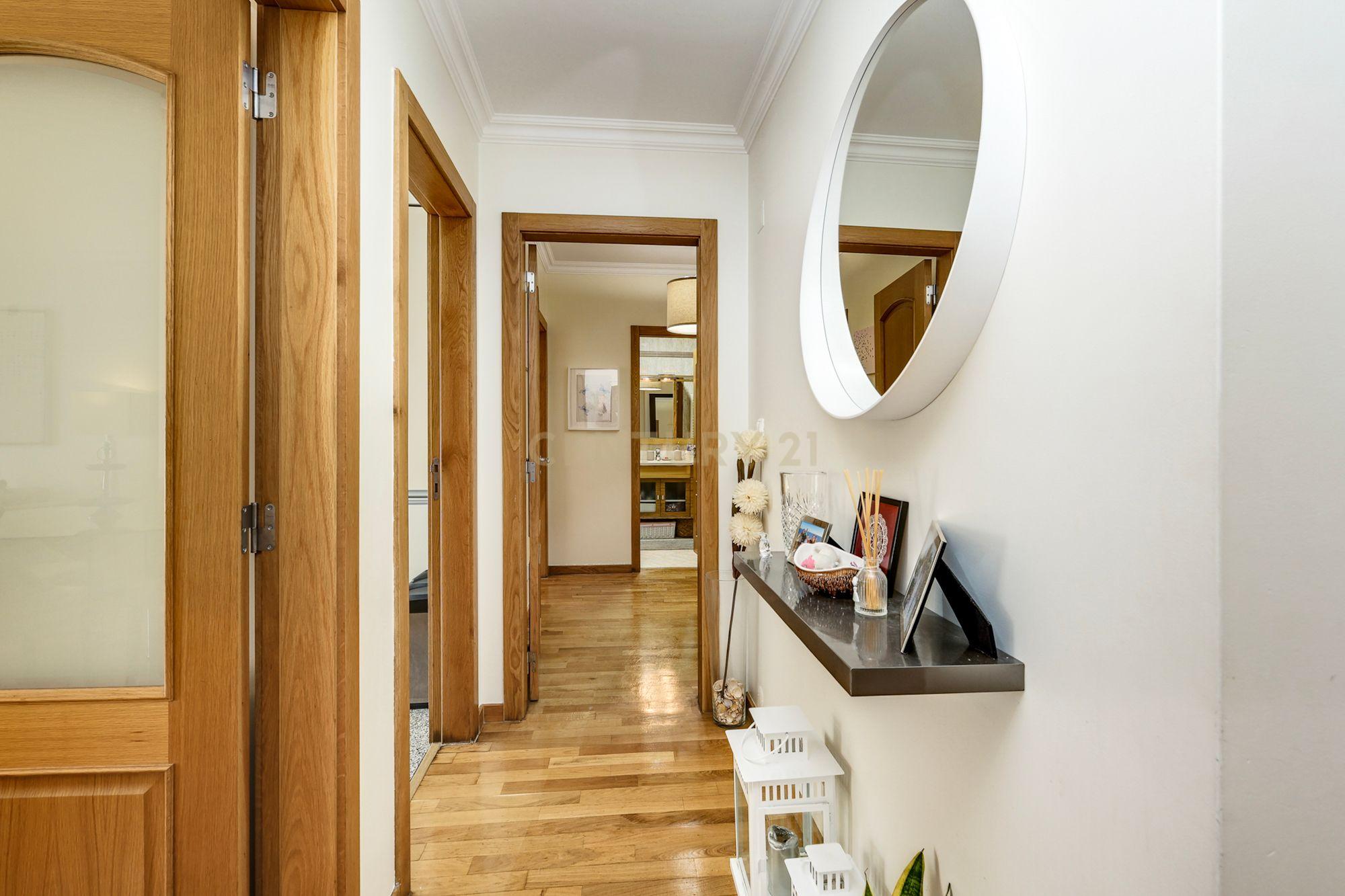 Fotografia 3 de Apartamento T2 para Arrendamento | Urbanização do Neudel, Amadora