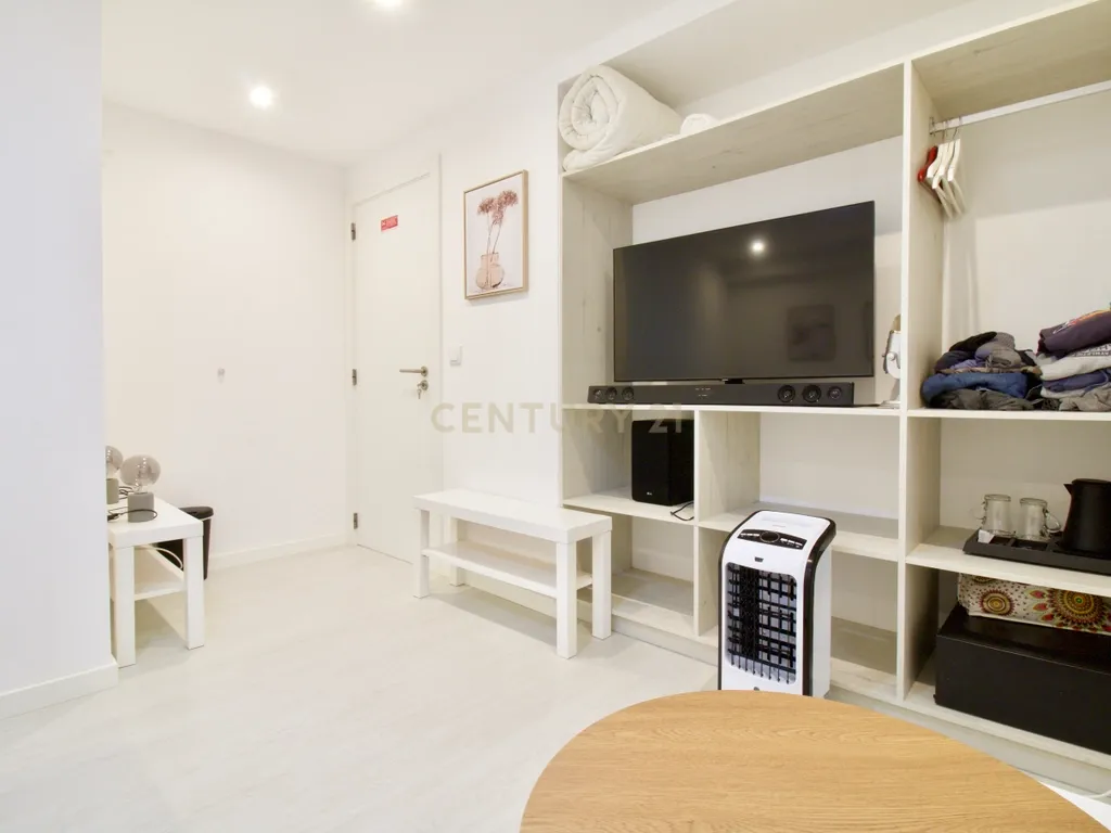 Apartamento Duplex em Alojamento Local - Almada - Image 52