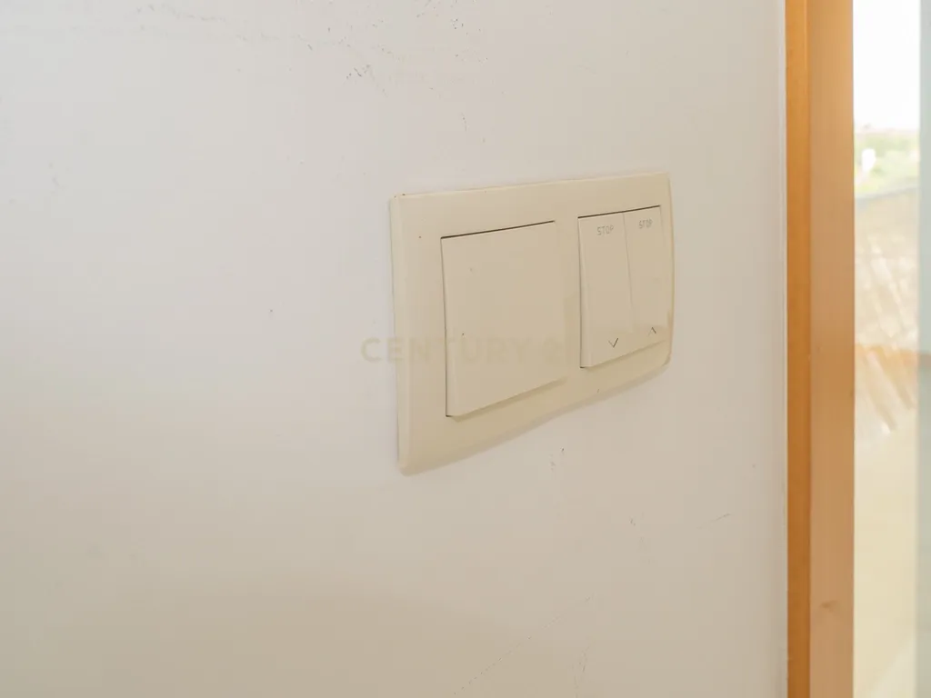 Apartamento T3 com Duas Varandas e Dois Lugares de Estacionamento, na Vila Serena, Pinhal Novo - Image 33