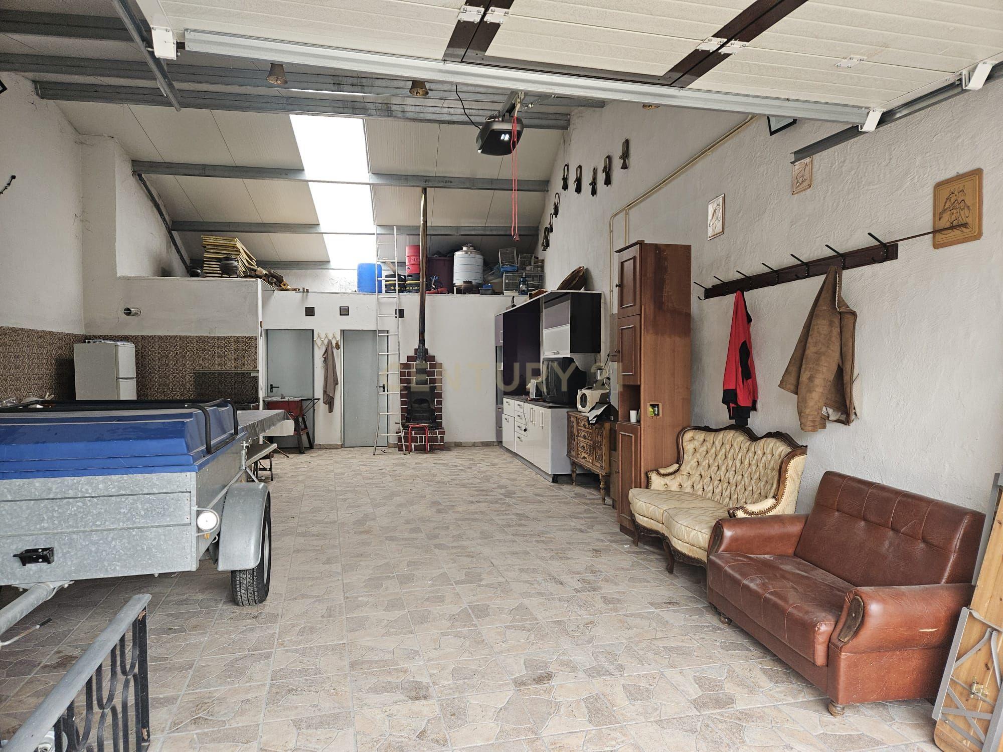 Garagem / Arrecadação com 100m2 - A Oportunidade que Transforma Ideias em Realidade - Image 5