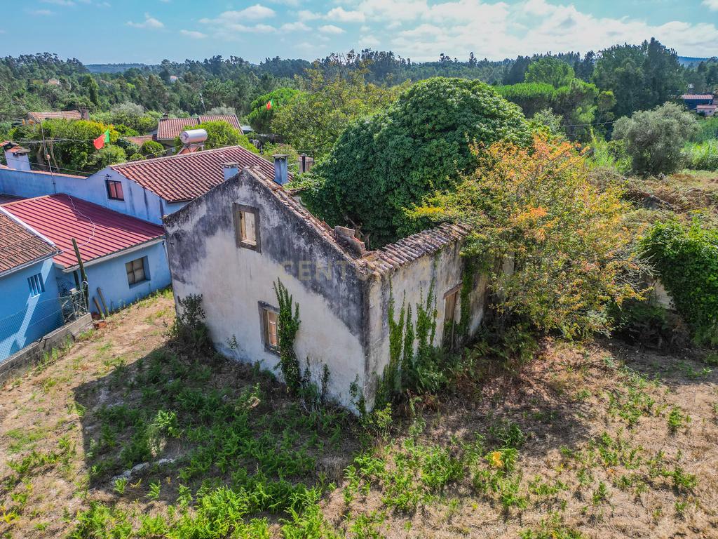 Propriedade com duas casas para reabilitar, terreno e poço na Costeira – Figueira da Foz - Image 19