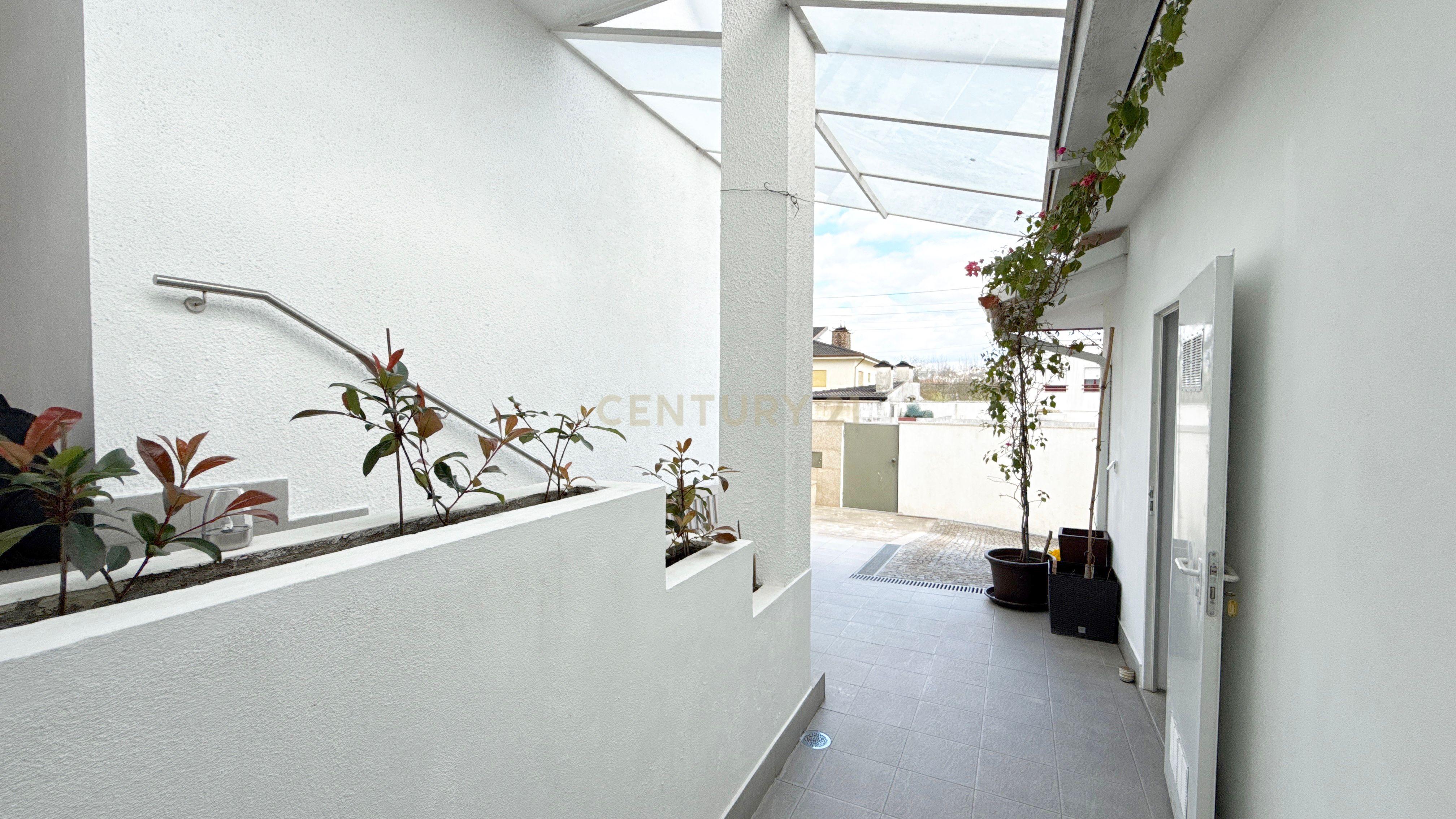 Andar Moradia com Jardim em Paredes – Urbanização da Mó - Image 6