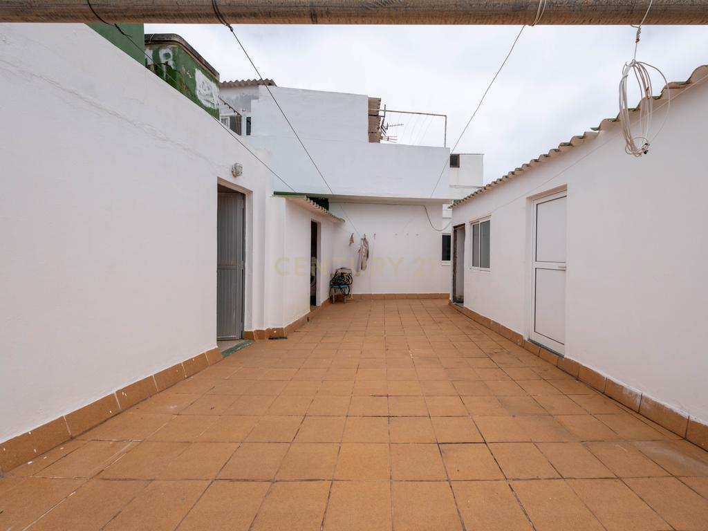 - Image 42