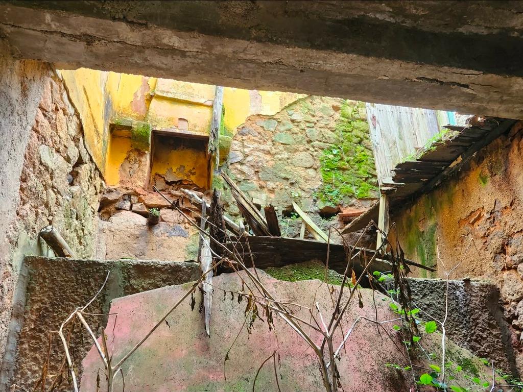 Moradias em pedra | Imóvel de Interesse Municipal | Excelente Potencial de Investimento - Image 17