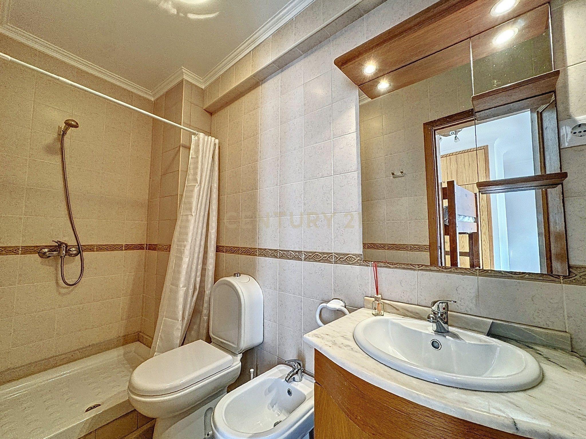 Apartamento T1 em Leiria, Nazaré - Conforto e Acessibilidade - Image 5