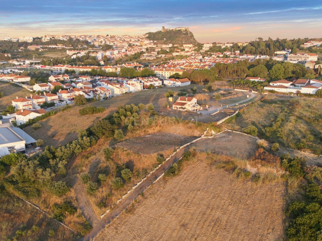✨ Terreno Urbano com 2.800 m² em Palmela com PIP aprovado. ✨ - Image 4