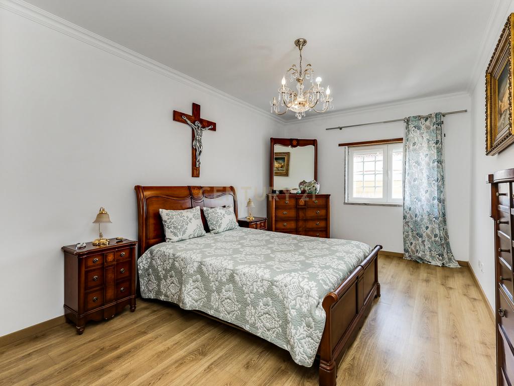 T3 na Amadora – Conforto, Espaço e Excelente Localização! - Image 6