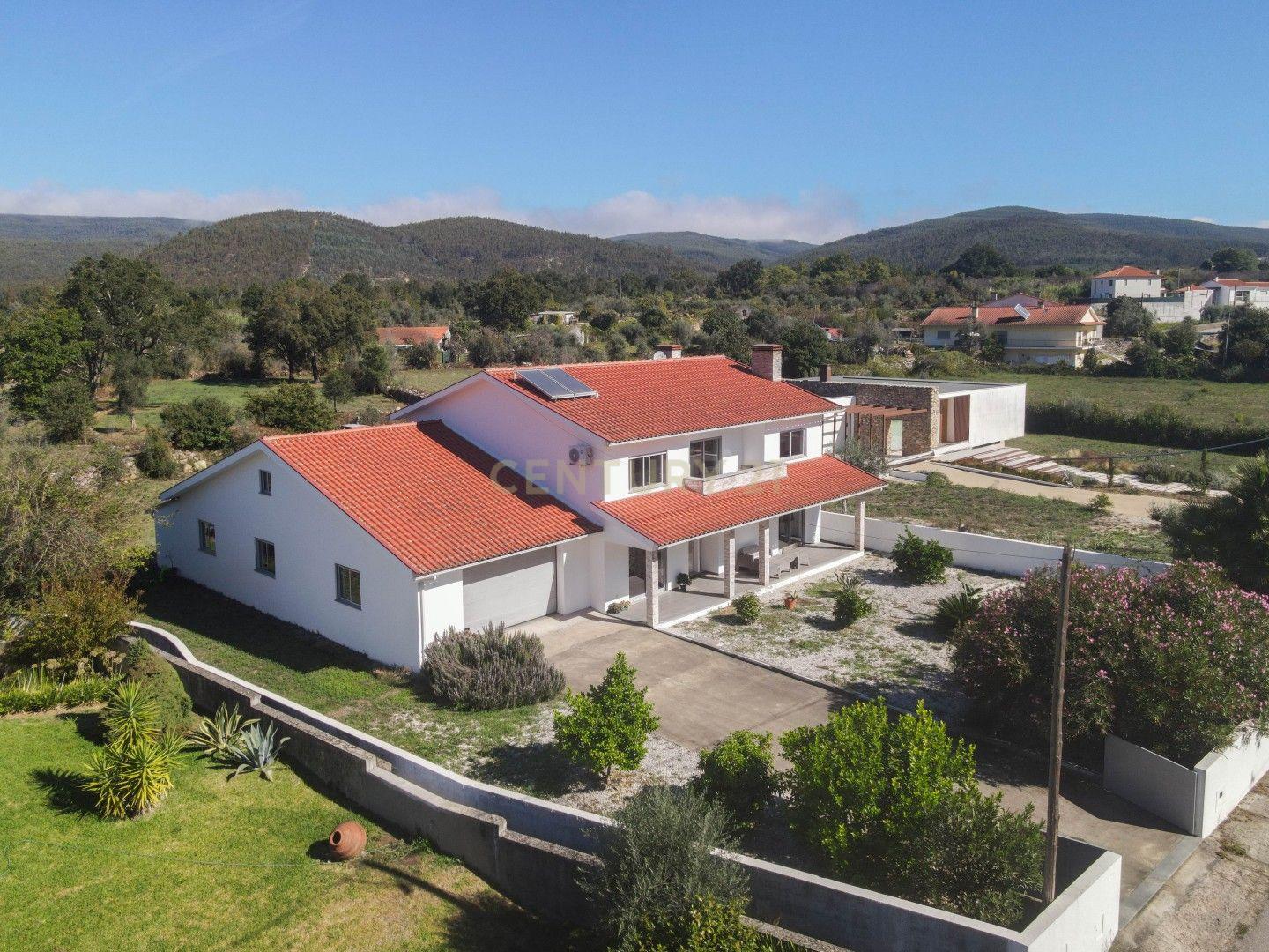Moradia T5 à venda em Vila Nova do Ceira, Góis — foto 7