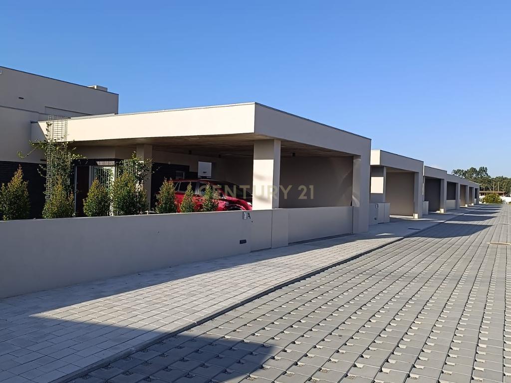 Luxuosa Moradia Nova em Palmela, Setúbal - Image 3