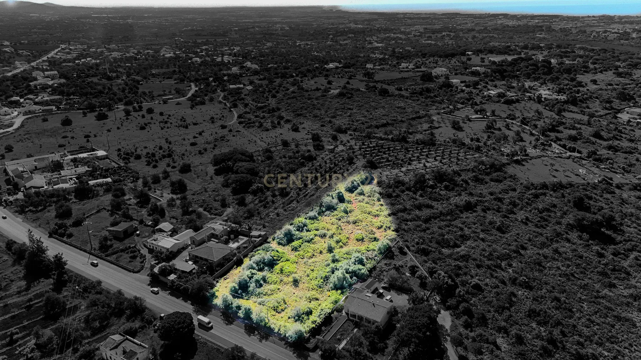 Terreno com Localização Estratégica e Acesso Direto à N125 – Albufeira - Image 6