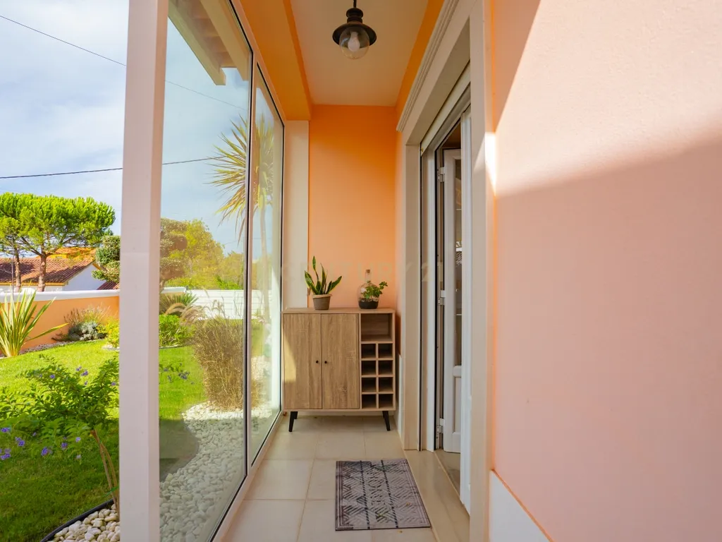 Moradia T4 Independente com Anexo | Lote 635 m² - Image 32