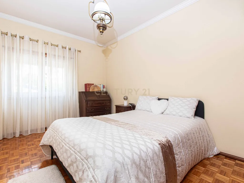 Apartamento T3 em Odivelas - Image 7