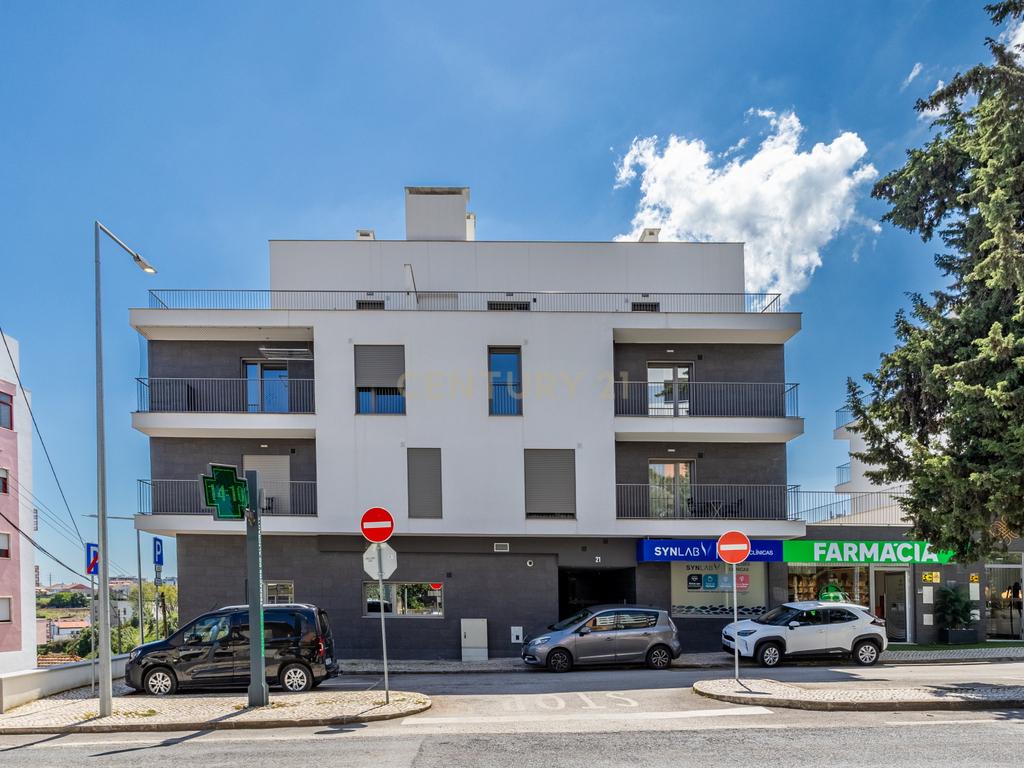 Apartamento T3 Luminoso e Recente na Ramada – Viva com Qualidade! - Image 30
