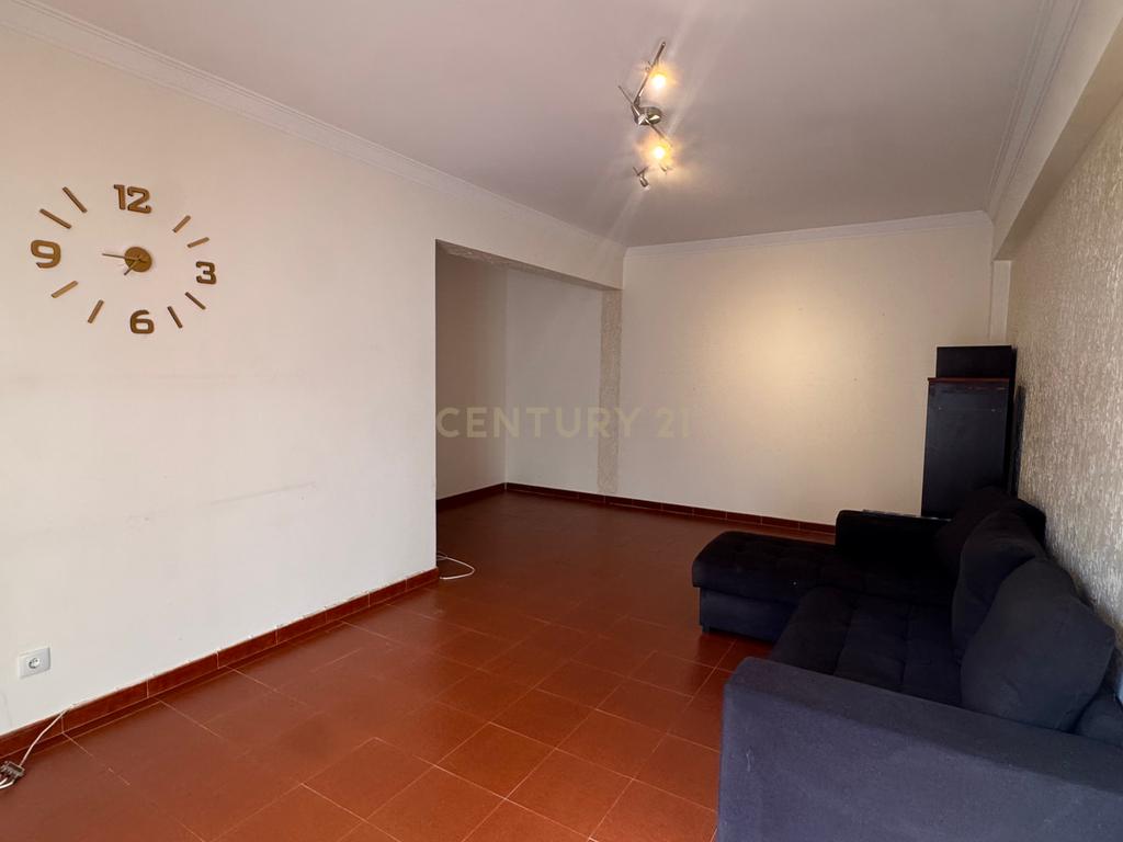 Apartamento T2 à venda na Agualva-Cacém - Image 5