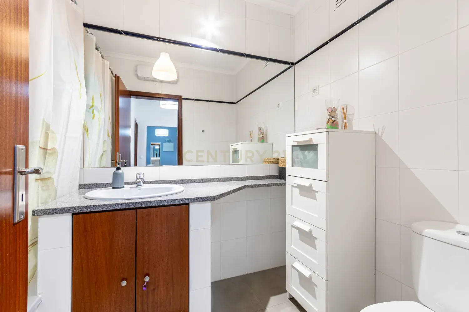 Apartamento T3 em Condomínio Fechado na Horta dos Vimes, Alenquer - Image 9