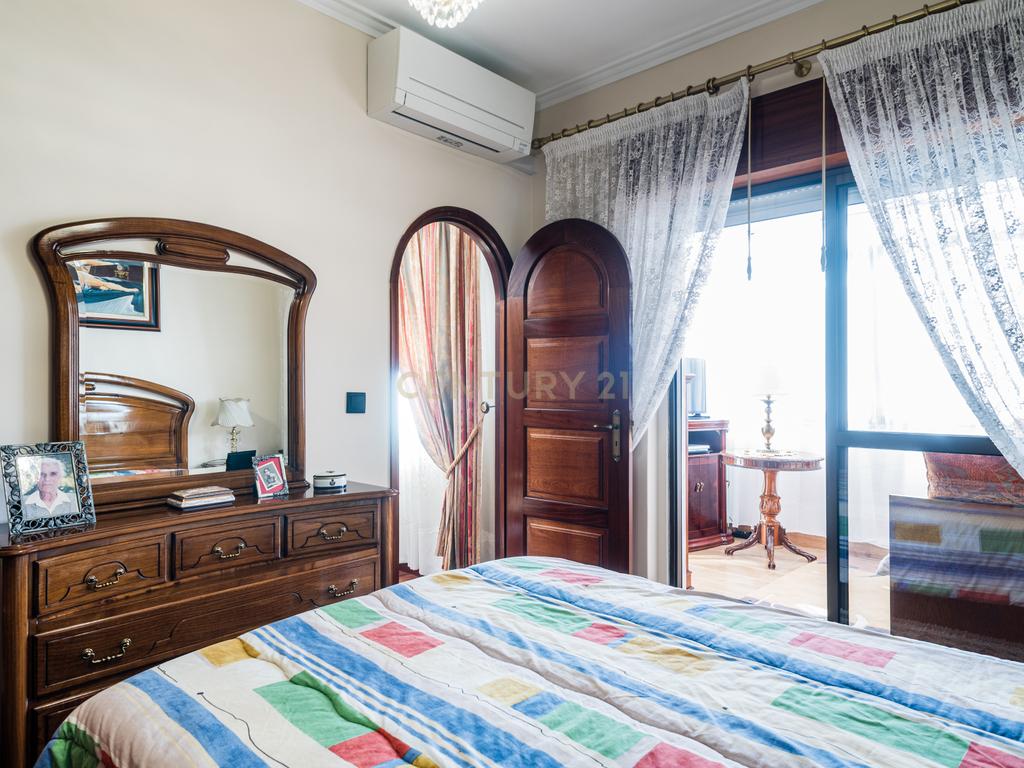 Apartamento T0, com Terraço, Agualva Cacém - Image 6