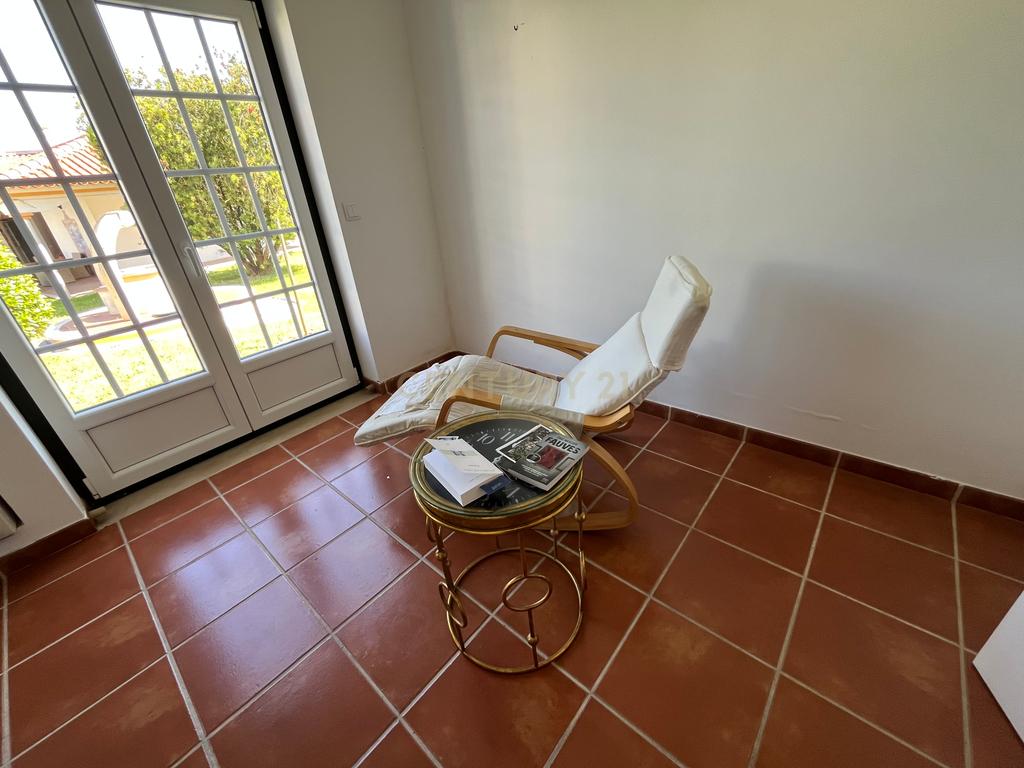 Moradia com 5 quartos em Vale Covo, Bombarral, com jardim, piscina, barbecue, adega e várias zonas de lazer - Image 27