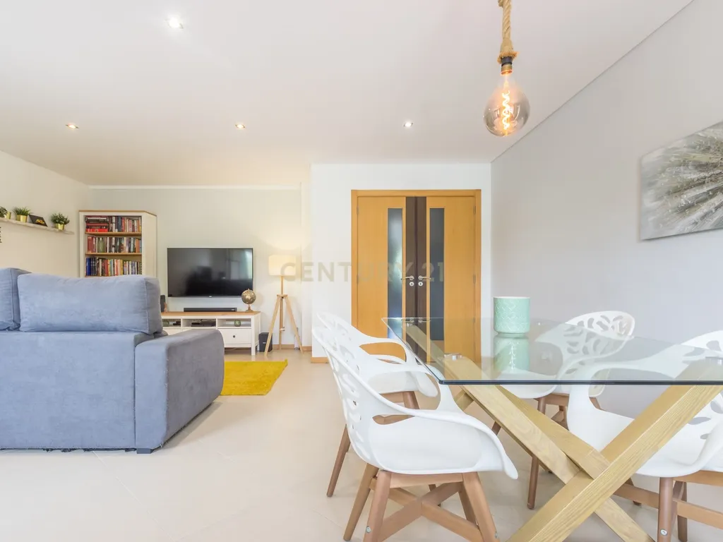 Apartamento T3 | Palhais – Barreiro | R/C – 145m2 - Image 6
