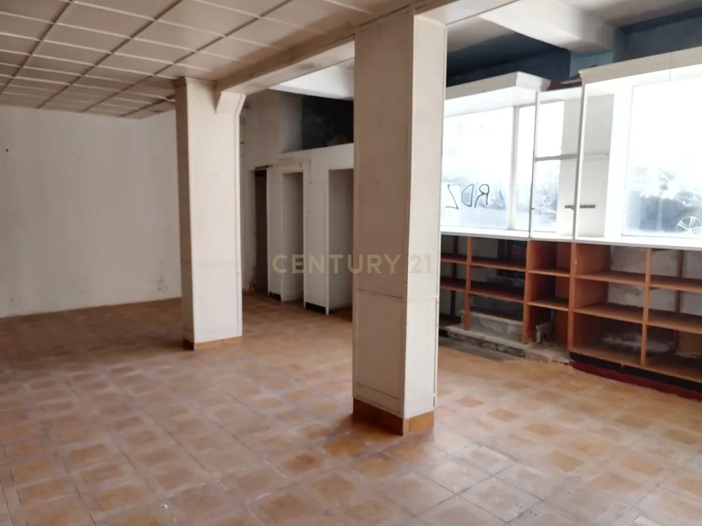 Prédio no Centro de Sacavém : Oportunidade de Investimento - Image 26