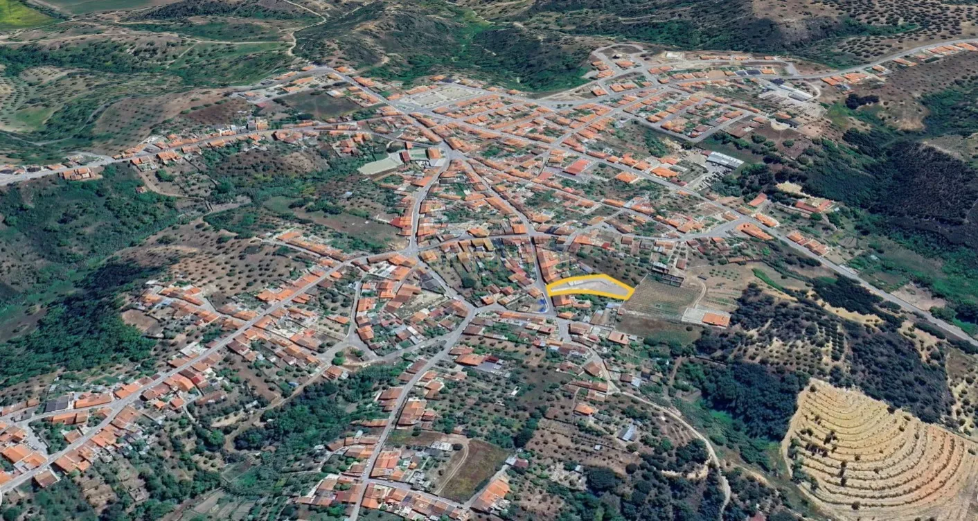 Terreno Urbano com Vista para Serra em Abrantes - Image 5
