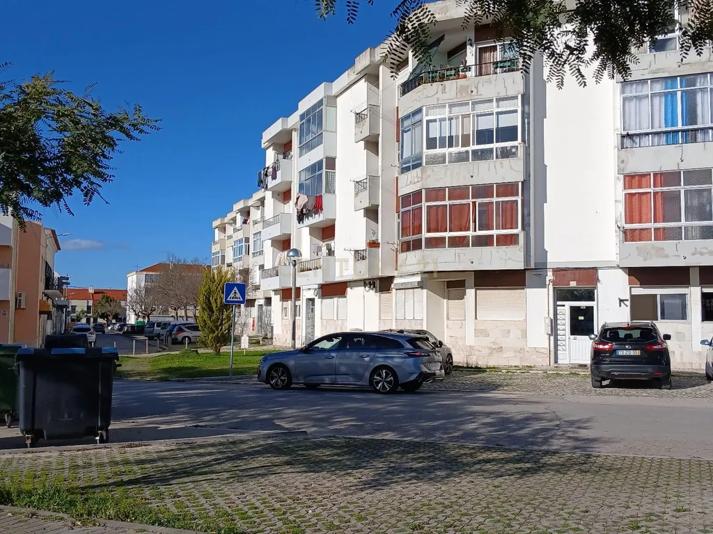 Apartamento T2 no Centro de Alhos Vedros - Image 8