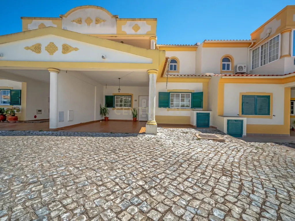 Moradia com 3 quartos e jardim nas Ferreiras, Albufeira - Image 28