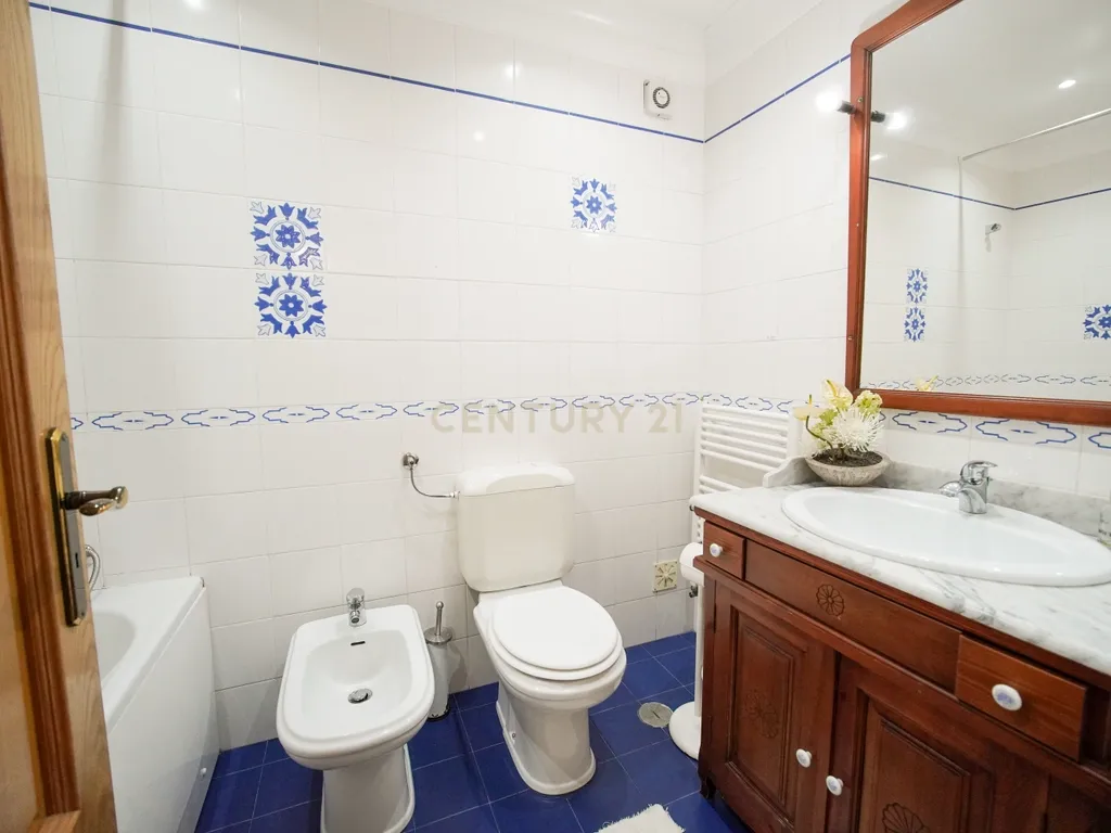 APARTAMENTO T3 | 127M² | ESTACIONAMENTO | TOMAR - Image 14