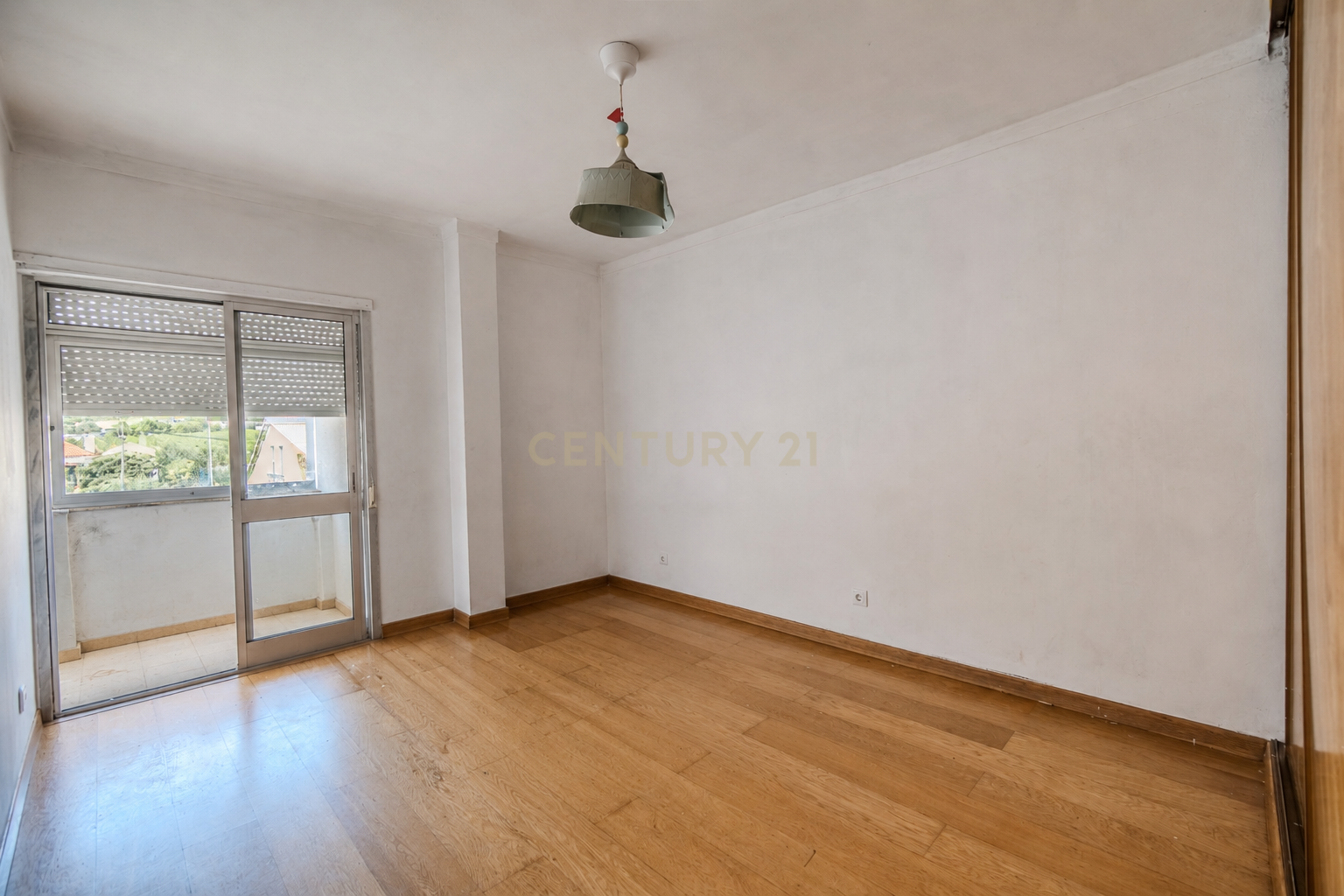 Fotografia 10 de Apartamento T2 no centro de Arruda dos Vinhos