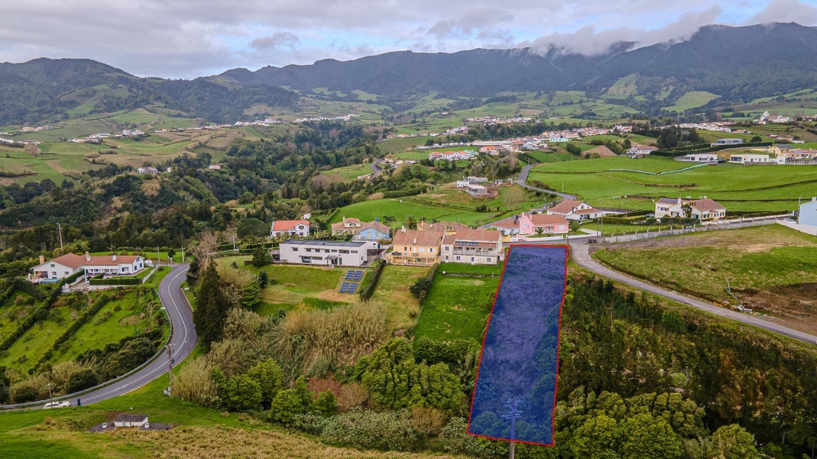 Fotografia 7 de TERRENO ÚNICO COM VISTA MAR E PROJETO APROVADO | LOMBA DO ALCAIDE – POVOAÇÃO