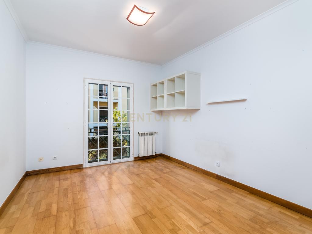Apartamento T4 | Quinta Da Beloura - Image 25
