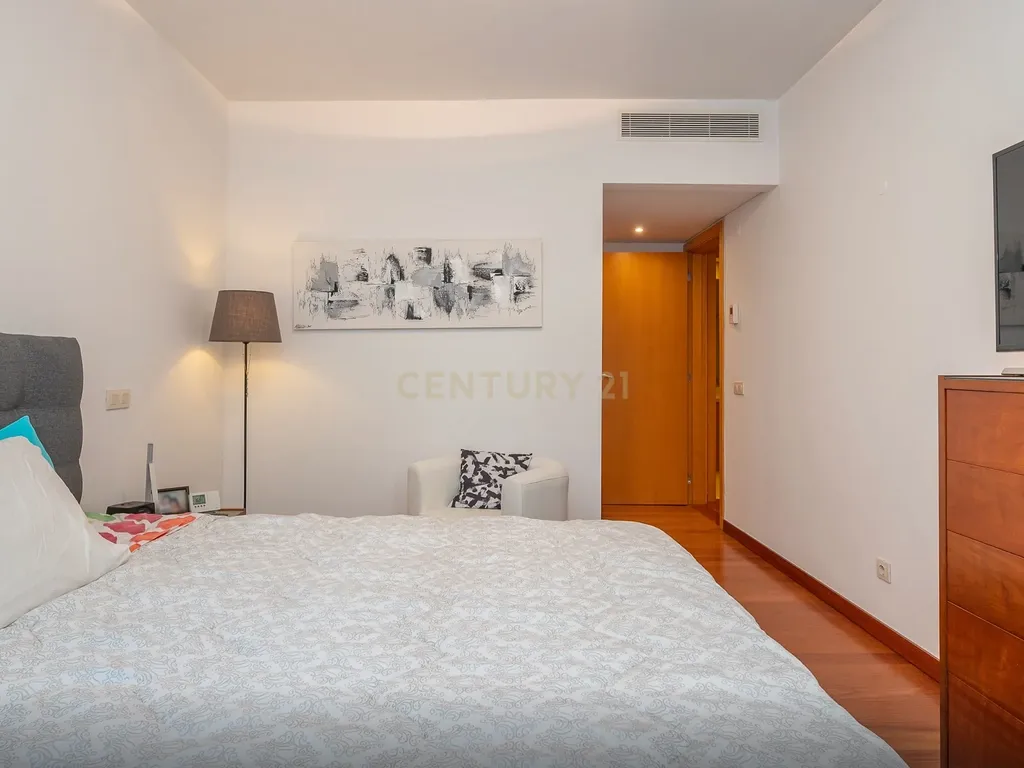 Apartamento T4 no Parque das Nações para arrendamento - Centralidade e Qualidade de Vida - Image 19