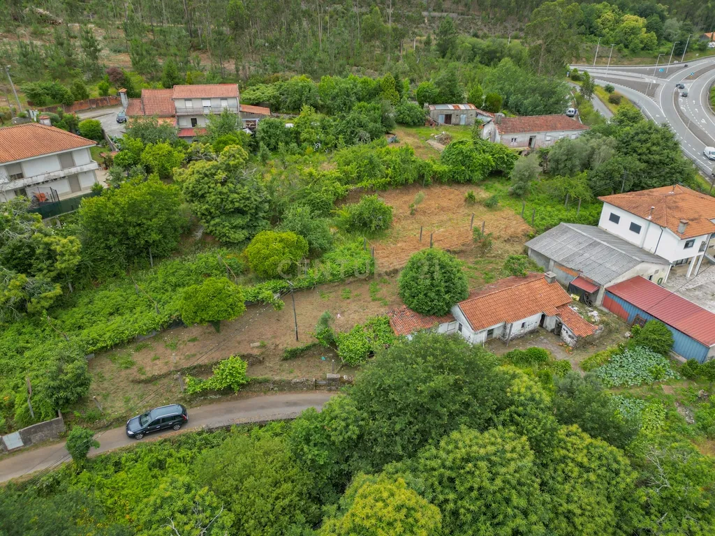 Casa em Ruínas com Jardim em Anais, Ponte de Lima - Image 23