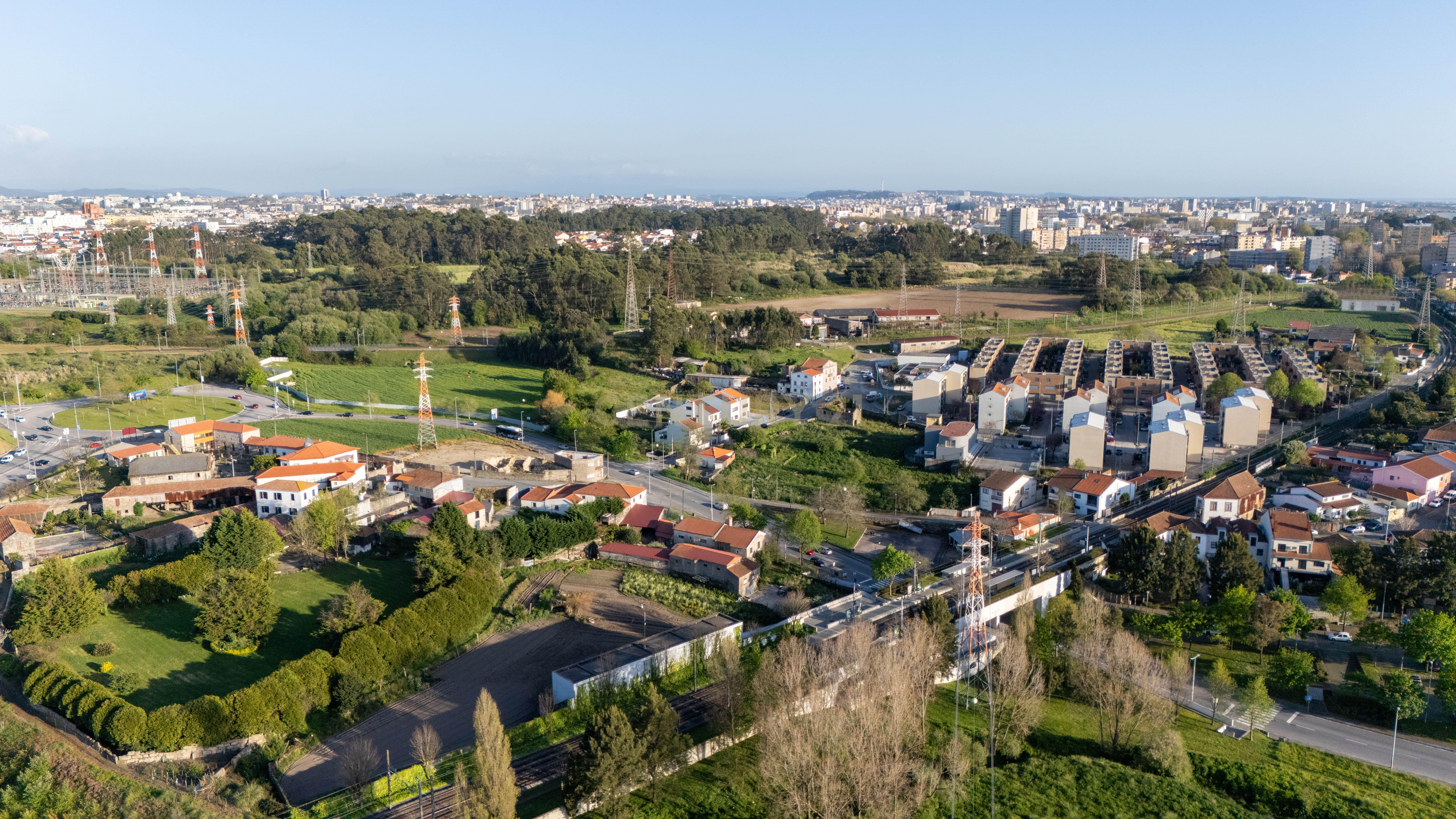 Terreno com Projeto de Loteamento Aprovado para Construção de Moradia - Image 23