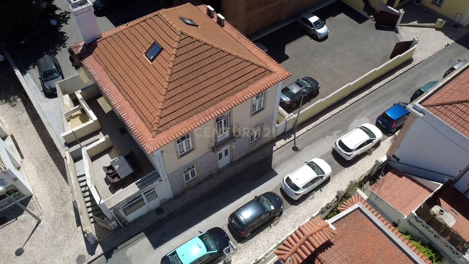 Fotografia 3 de Apartamento T3 * em Moradia de Charme no Coração de SINTRA * Arrendar