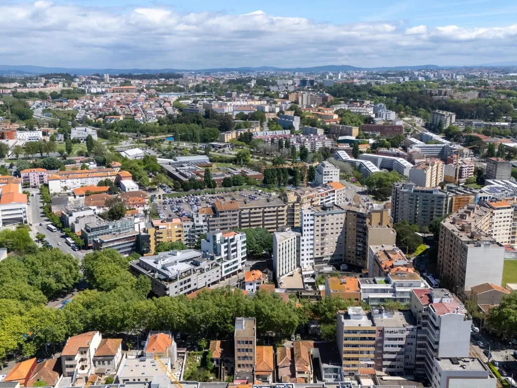 Oportunidade Única de Investimento: Terreno em Matosinhos Sul, com PIP em aprovação - Image 28