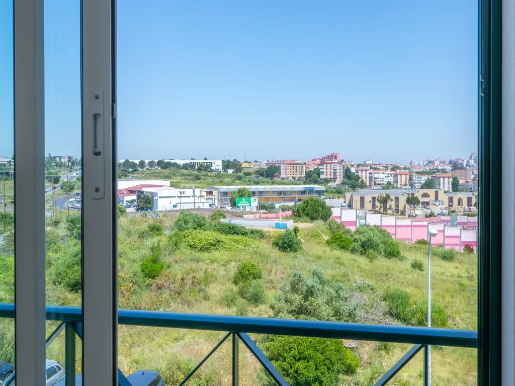 Apartamento T1 para Arrendamento em Rio de Mouro – Mobilado, Equipado e a 2 Minutos do Alegro Sintra - Image 22