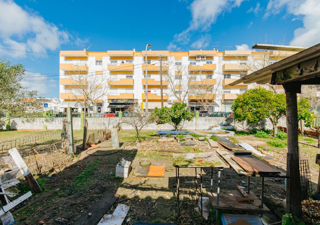 Montijo/Excelente Lote de Terreno com 1056m2 e Moradias para Remodelacao. - Image 21