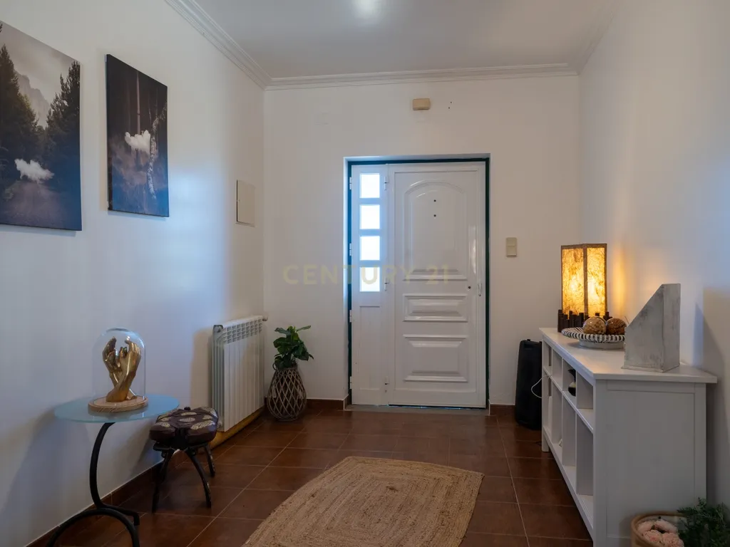 Espaço, Natureza e Tranquilidade: Moradia T6 em Cabril - Image 38