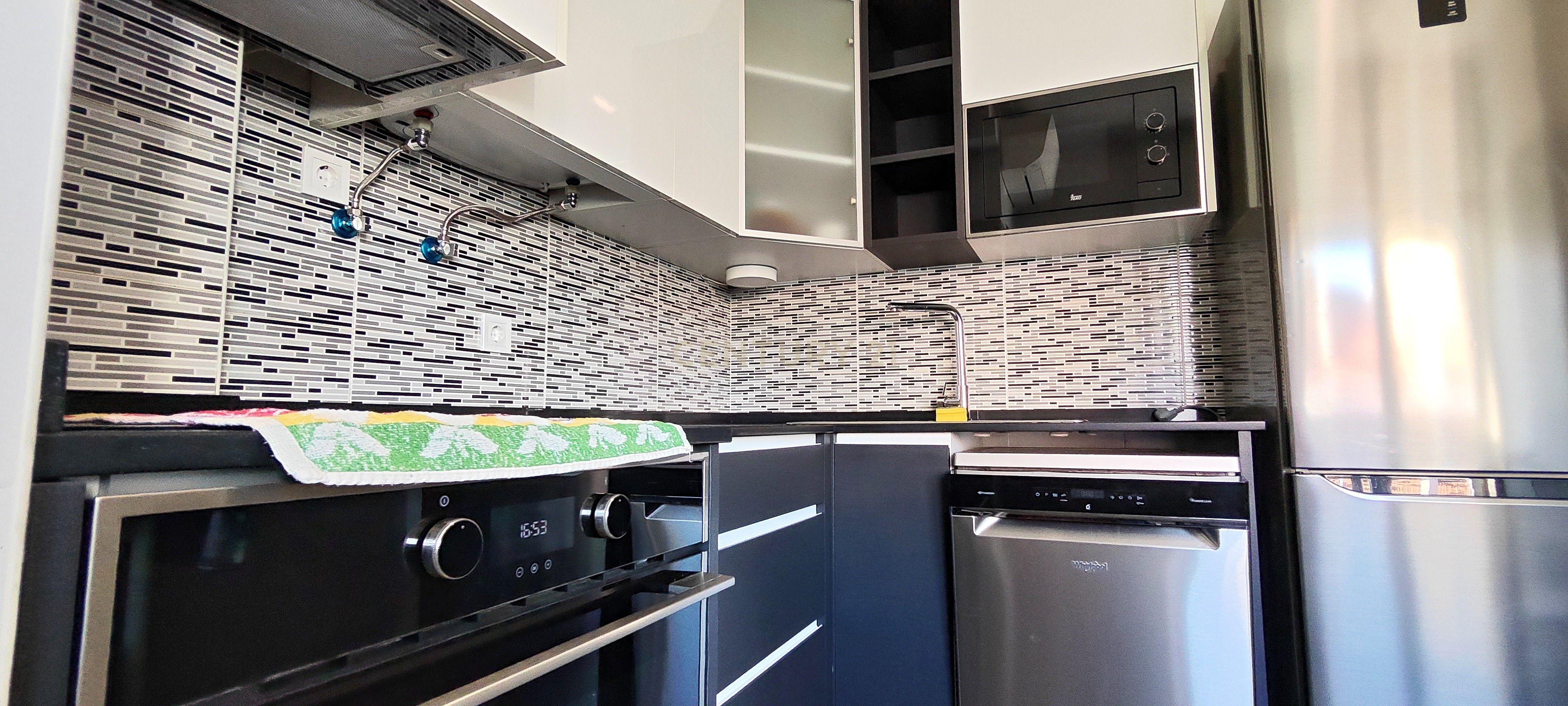 Fotografia 5 de Apartamento T2 Mobilado com Varanda e Garagem