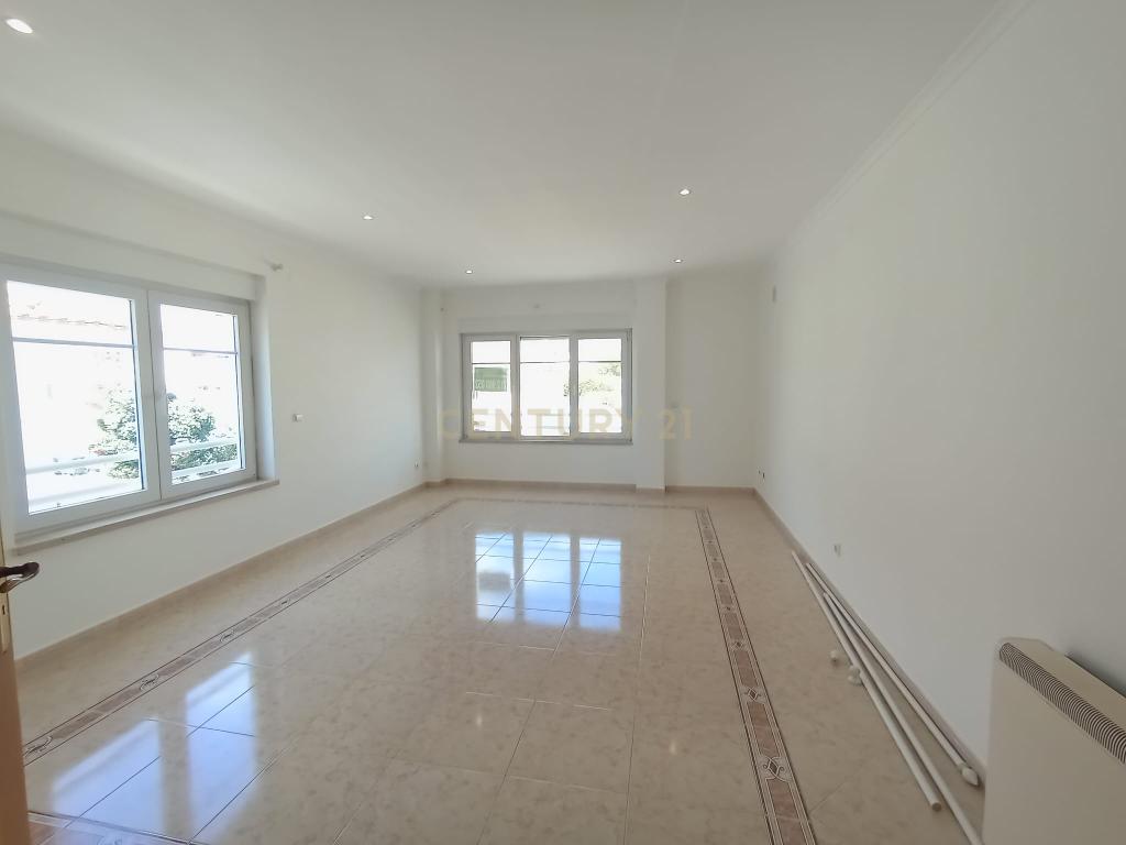 Apartamento T3 na Costa da Caparica - Image 23