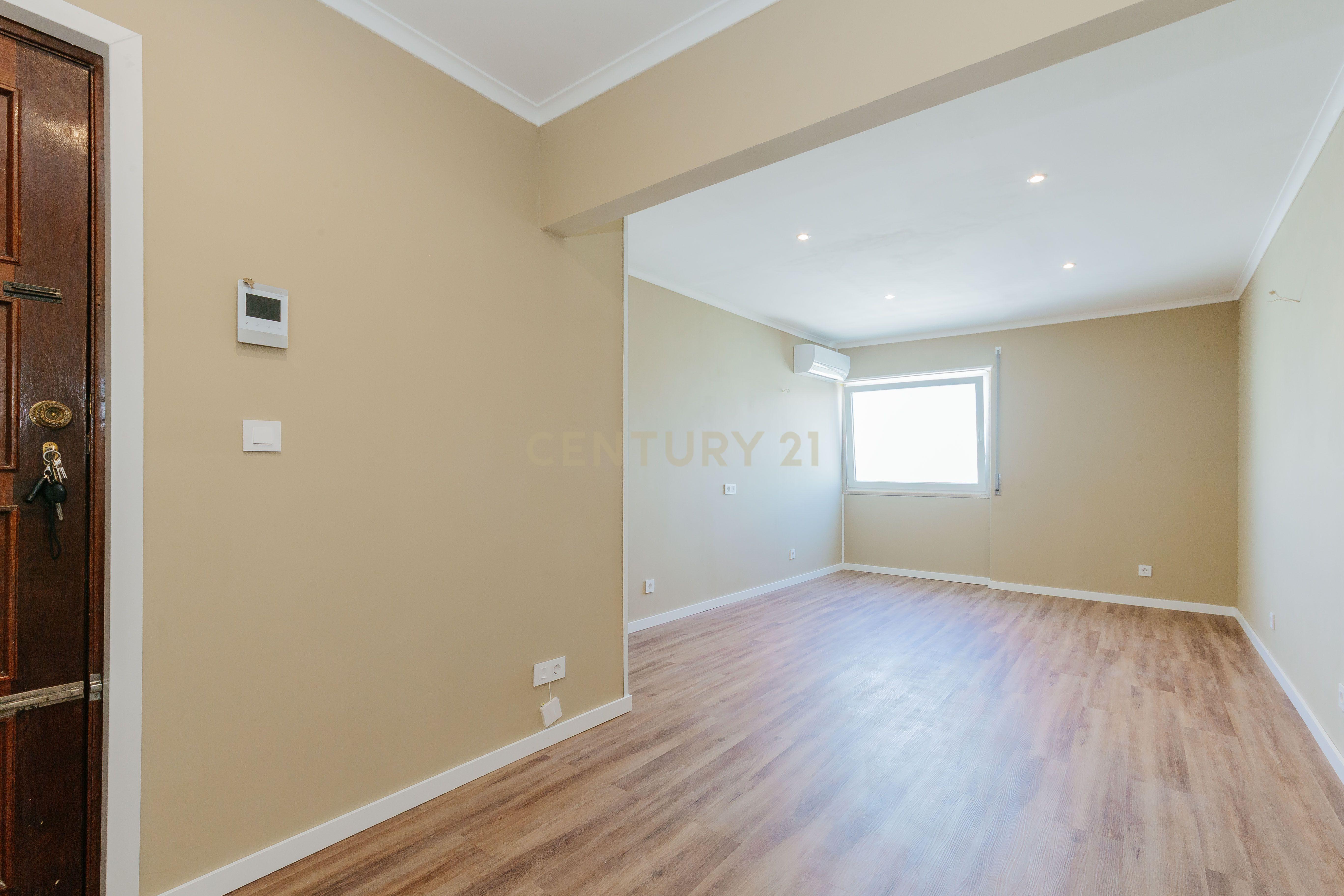 Apartamento T4 à venda em Moscavide e Portela, €595.000