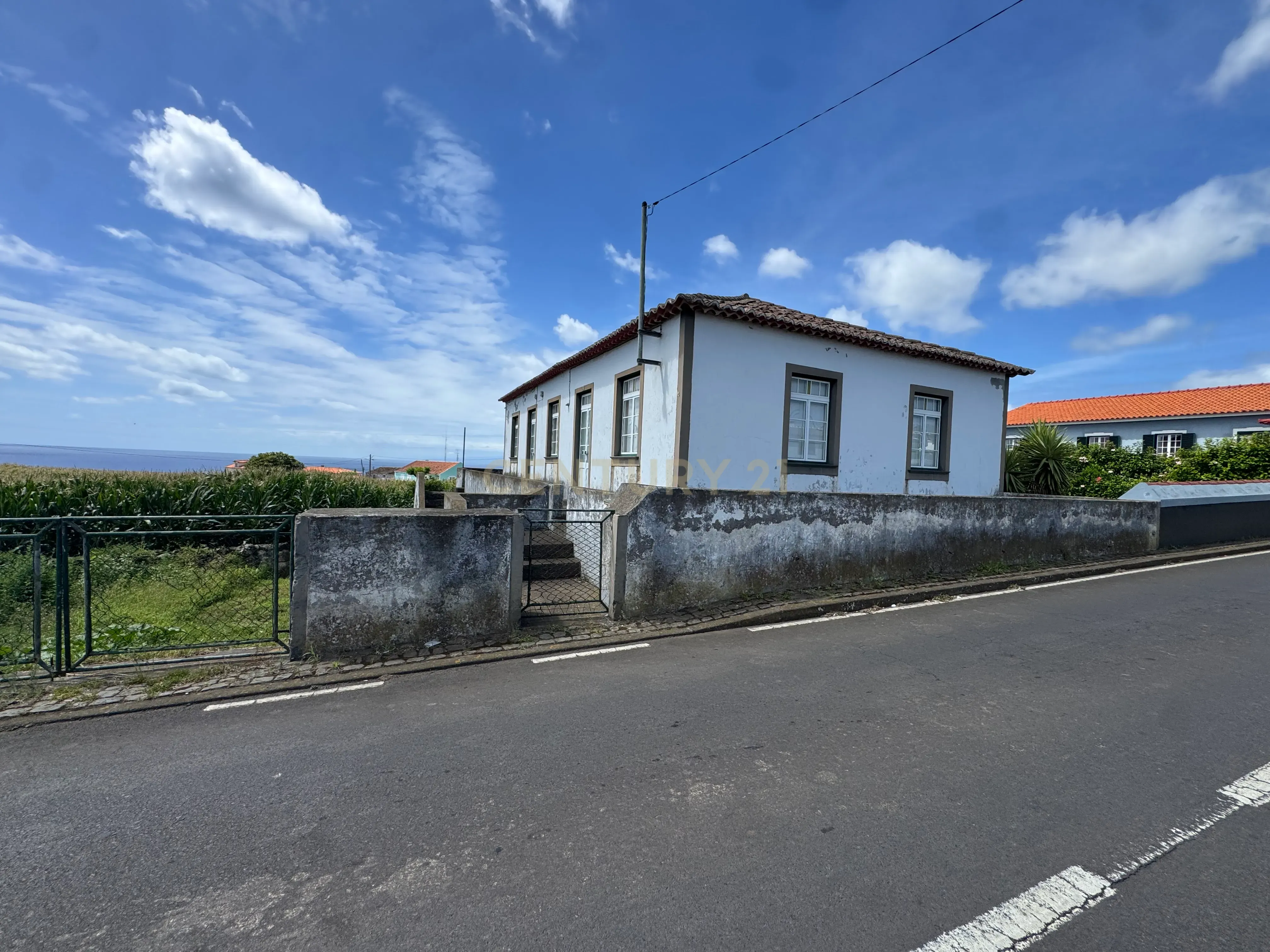 Casa para Recuperar em São Bartolomeu de Regatos, Angra do Heroísmo