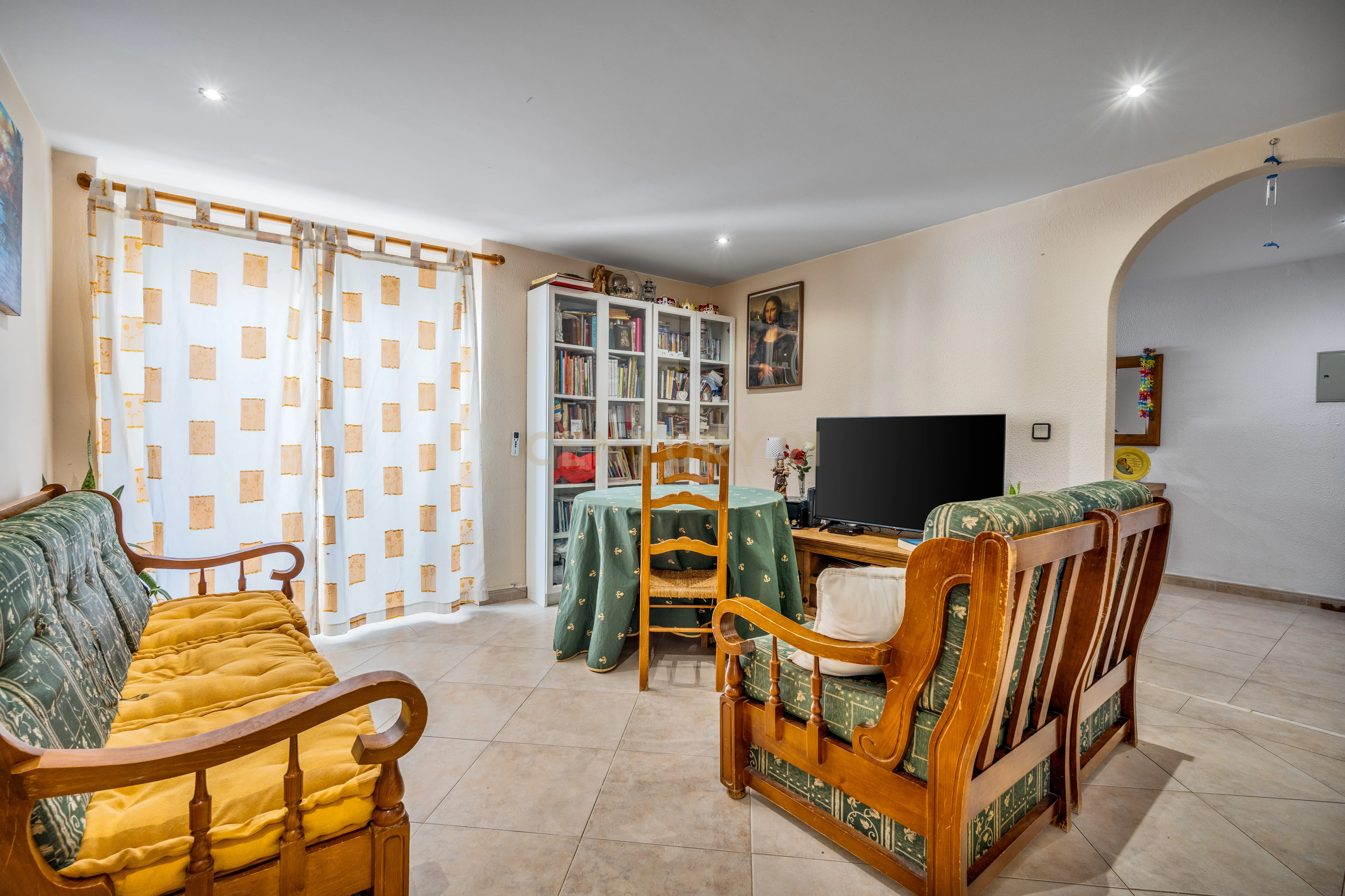Fotografia 11 de T1 de origem convertido em T2 à venda no Edifício Solário, Armação de Pêra – Silves, Algarve