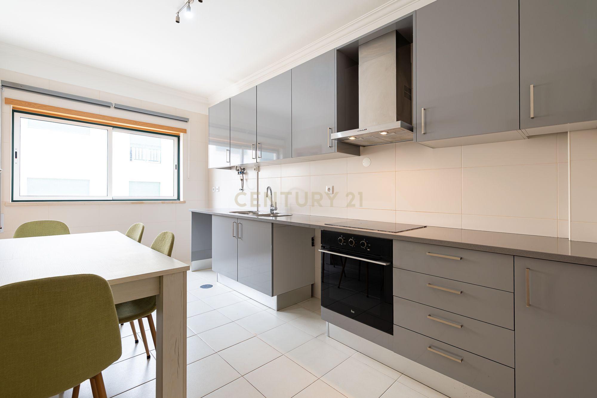 Fotografia 9 de Apartamento T2 em Almeirim, Santarém - Oportunidade Única