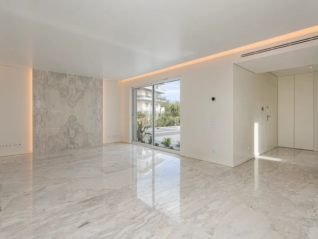 Exclusividade e Sofisticação. A Sua Nova Casa de Luxo no Algarve – Moradia Isolada com 3 Suites! - Image 14